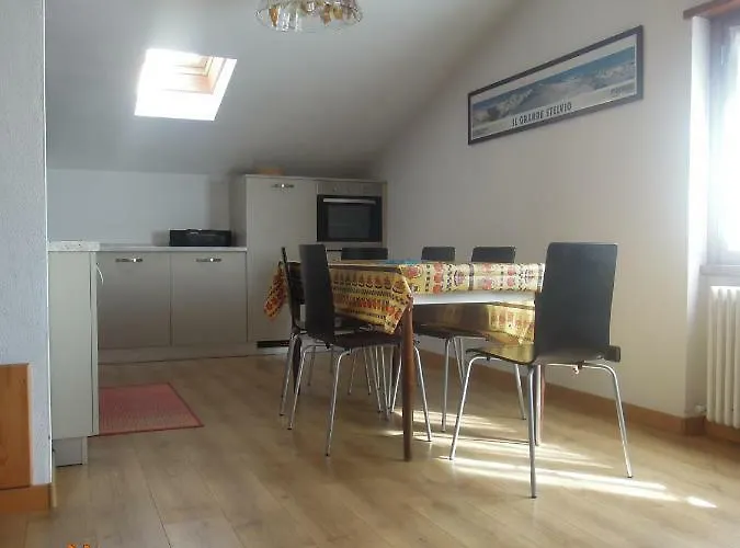 Vakantiehuis Atirano *